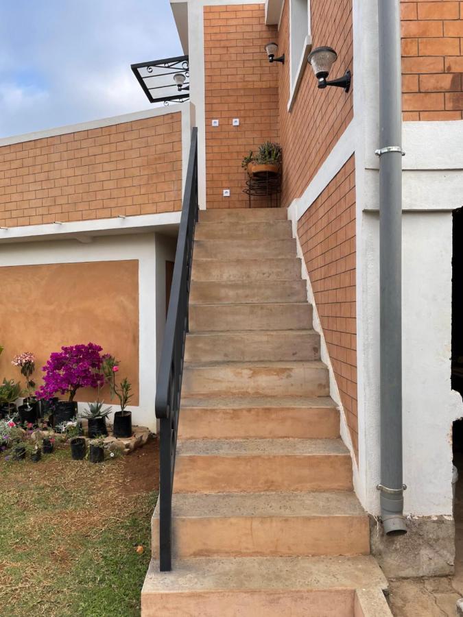 Appartements D'Hotes Marciloui Antsirabe Exterior foto